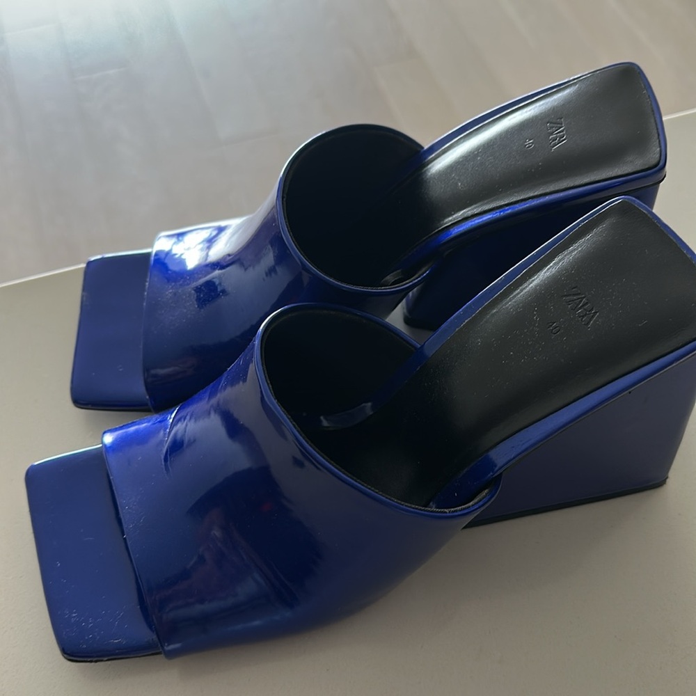 Zara  Blue Women's Heels Mules